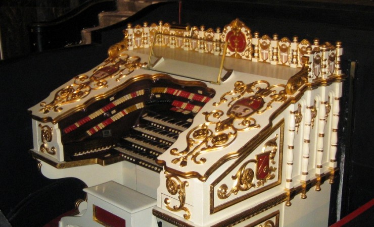Robert Morgan Pipe Organ